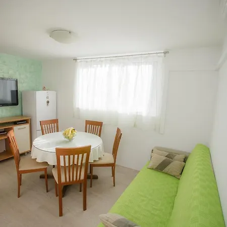 Joke Apartment
