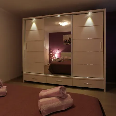 Joke Apartment